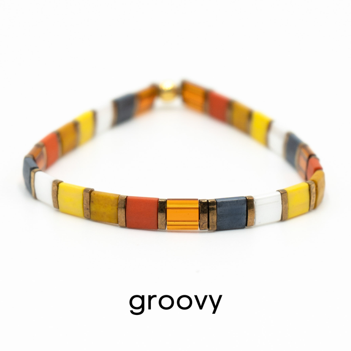 FAR OUT - Tila Bead Bracelet: 6.50 inches - M