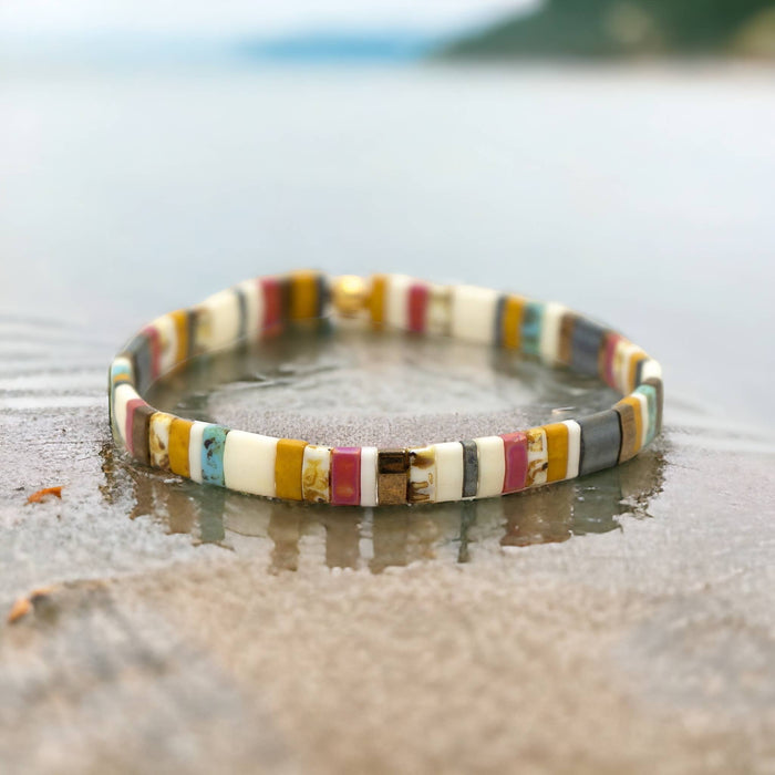 CAROLINA BEACHES - Tila Bead Bracelet | Single: 6.50 Inches - M