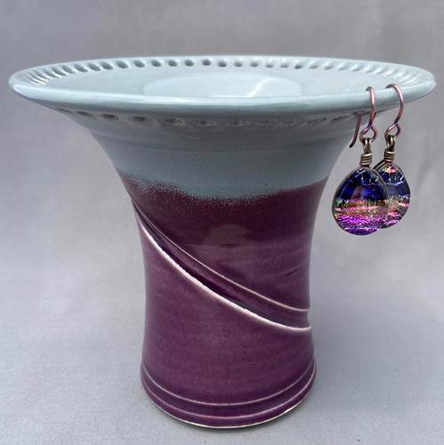 Earring Pedestal - Pearly Grey and Amethyst