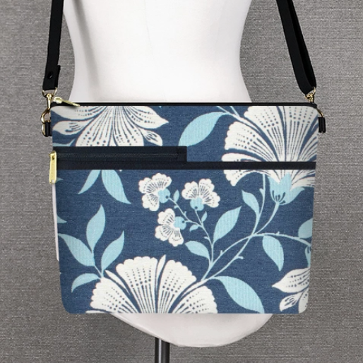 Purse - Large Zipper Purse - Trumpet/Blue