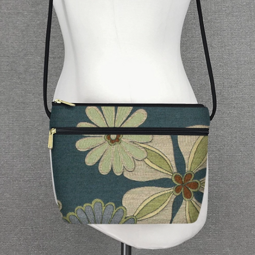 Purse - Zipper Purse - Sassy