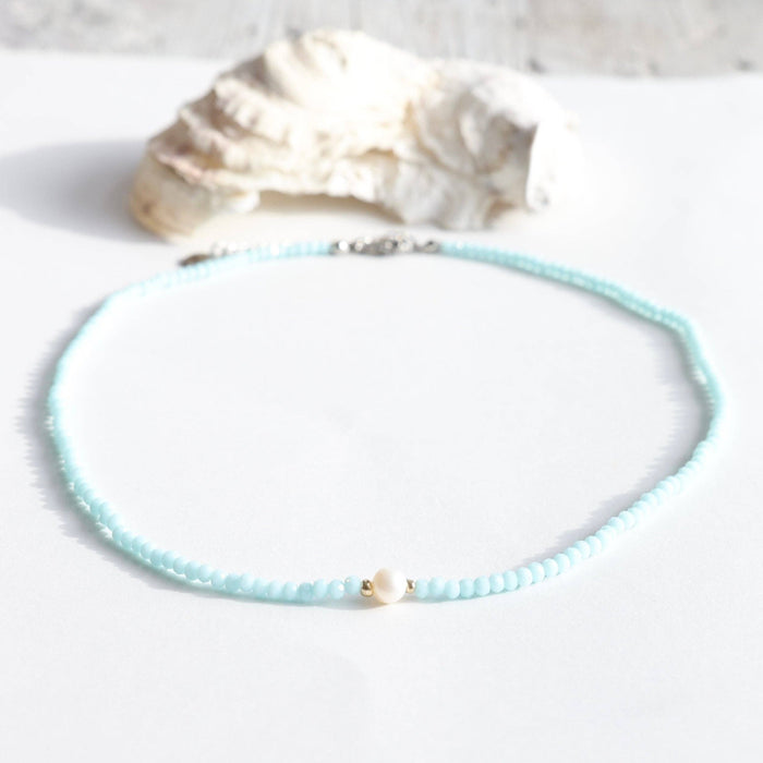 Necklace - Chill and Shimmer Vibes Pearl Choker