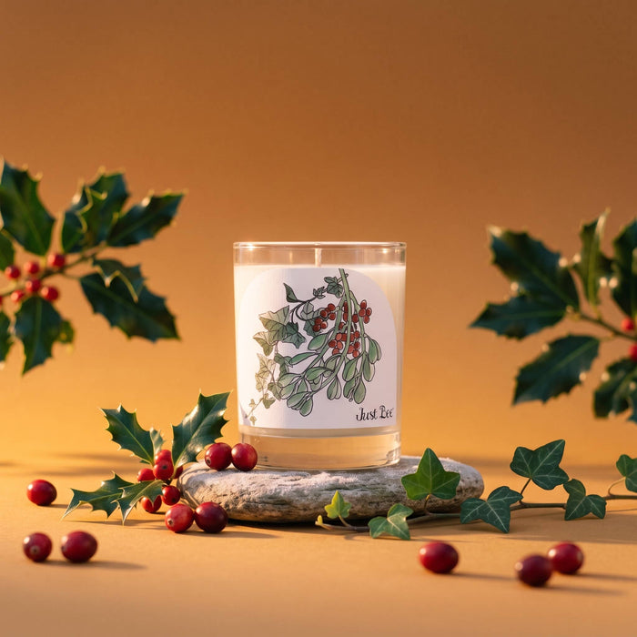 Holly & Ivy Christmas Candle - Medium Glass