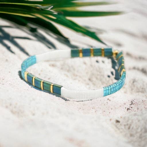 GOING COASTAL - Tila Bead Bracelet | Single: 6.50 Inches M