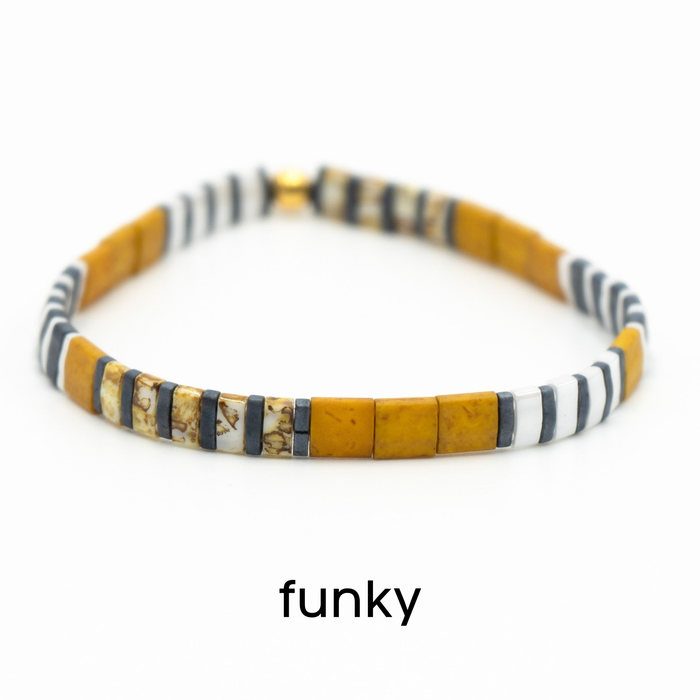 FAR OUT - Tila Bead Bracelet: 6.50 inches - M