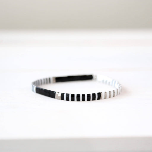 JAILBREAK SILVER - Tila Bead Bracelet: 6.50 inches - M