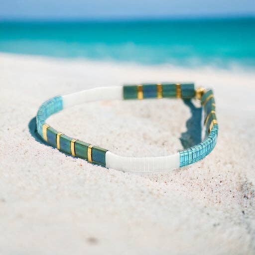 GOING COASTAL - Tila Bead Bracelet | Single: 6.50 Inches M