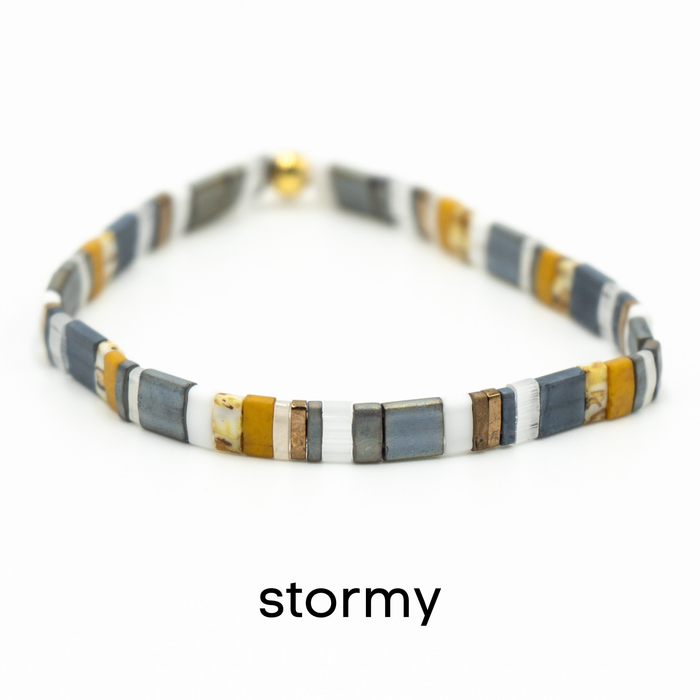 FAR OUT - Tila Bead Bracelet: 6.50 inches - M