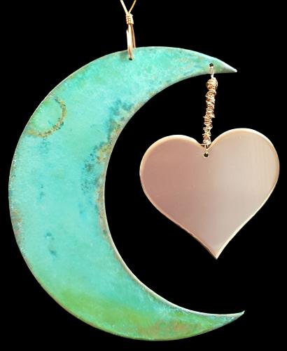 Ornament - Moon with Heart - mo74